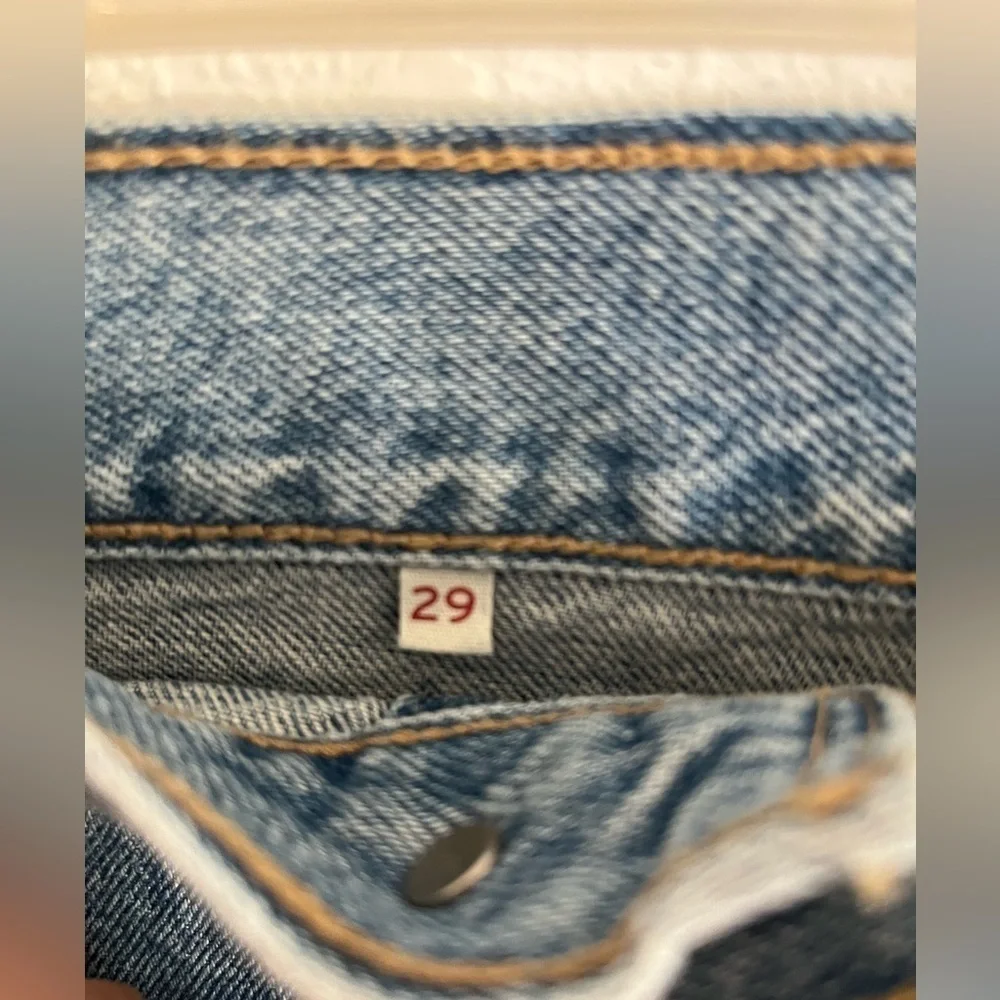 Levi’s NWT Button Front Denim Skirt - Picture 2 of 4